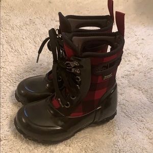 Boggs Winter Boots Toddler size 9